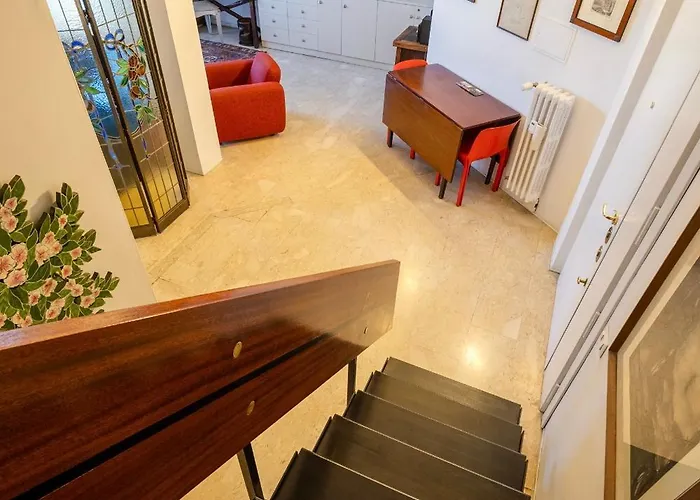 Edda Lovely Penthouse In Trastevere With View Řím